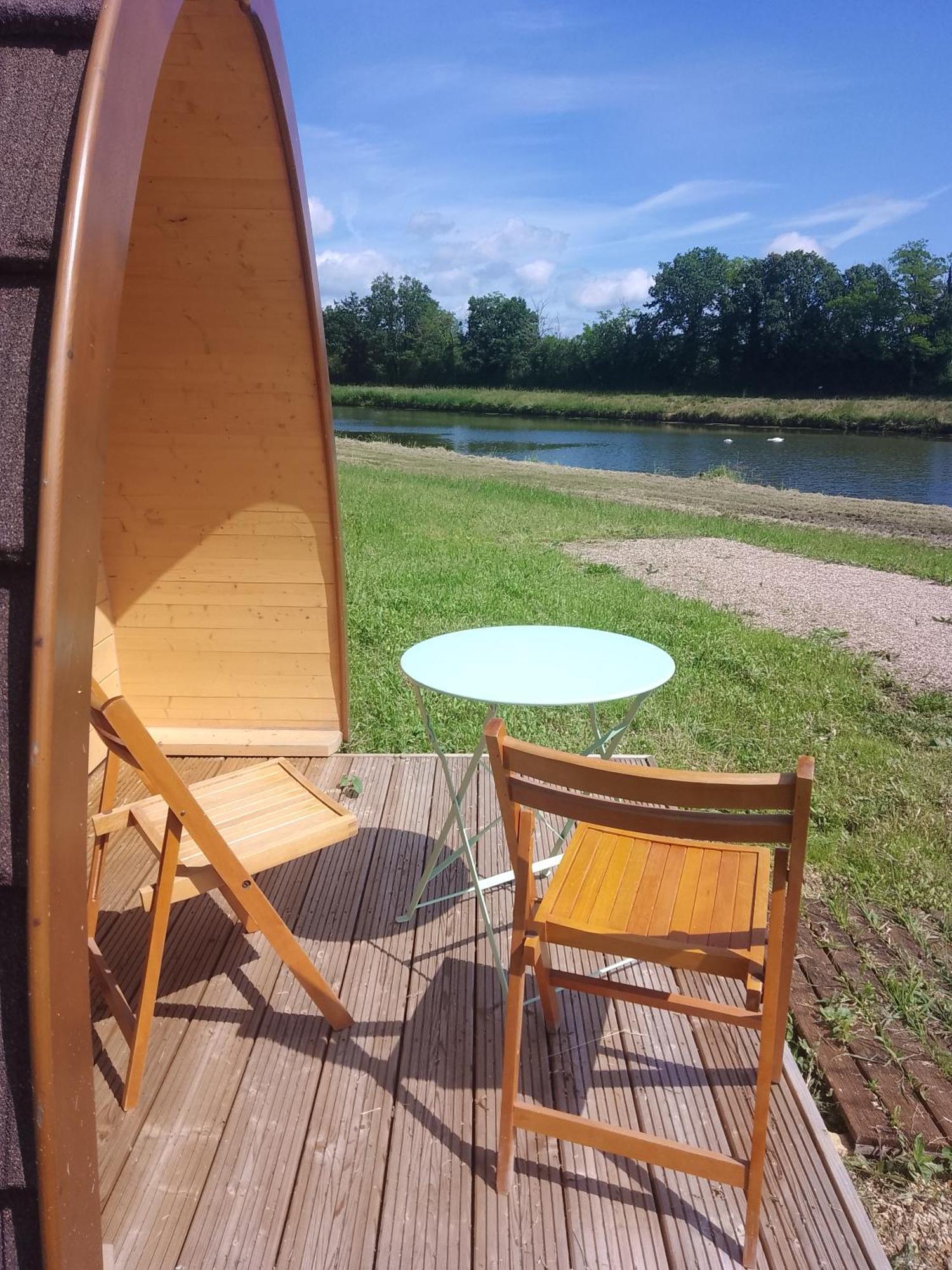 La Halte Du Canal Luthenay-Uxeloup Kültér fotó